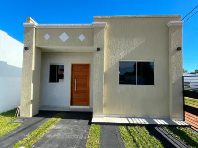 Casa Moderna à Venda em Santa Lucía, Limpio, 113 m² 2