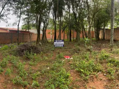 Terreno de 480 m² no Bairro Mbayue, Limpio 2