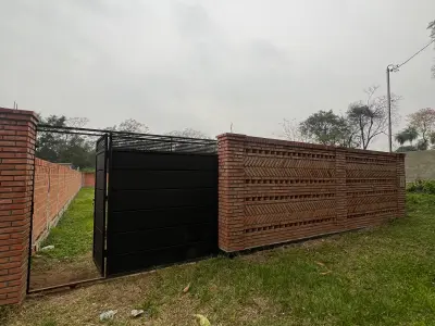 Terreno de 418 m² no Bairro Yuquyry, em Areguá 2