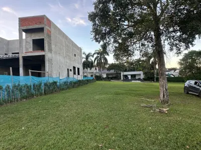 Land Plot in Paraná Country Club, Hernandarias 3