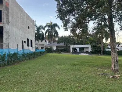 Land Plot in Paraná Country Club, Hernandarias 4