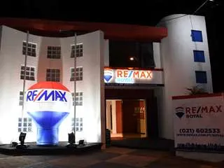 RE/MAX Royal